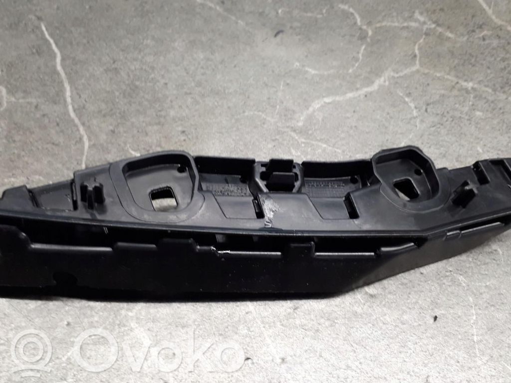 Skoda Scala Front bumper mounting bracket 