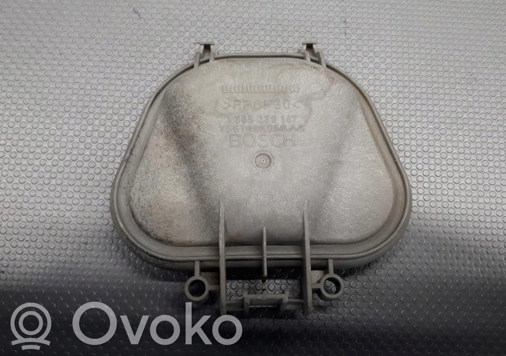 Ford Fiesta Verkleidung Nebelscheinwerfer / Gitter vorne 