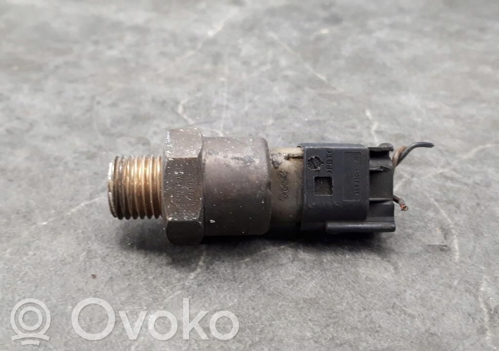Outside/exterior temperature sensor   8363677