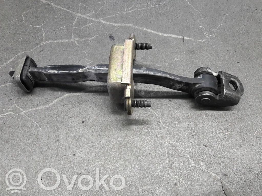 Etuoven pidätin   XS4AA23500