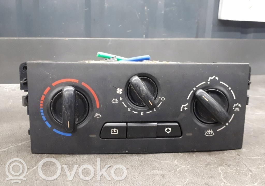 Panel klimatyzacji   N102078L