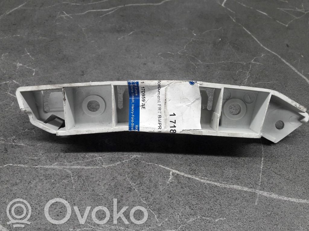 Ford Focus Rear bumper mounting bracket 