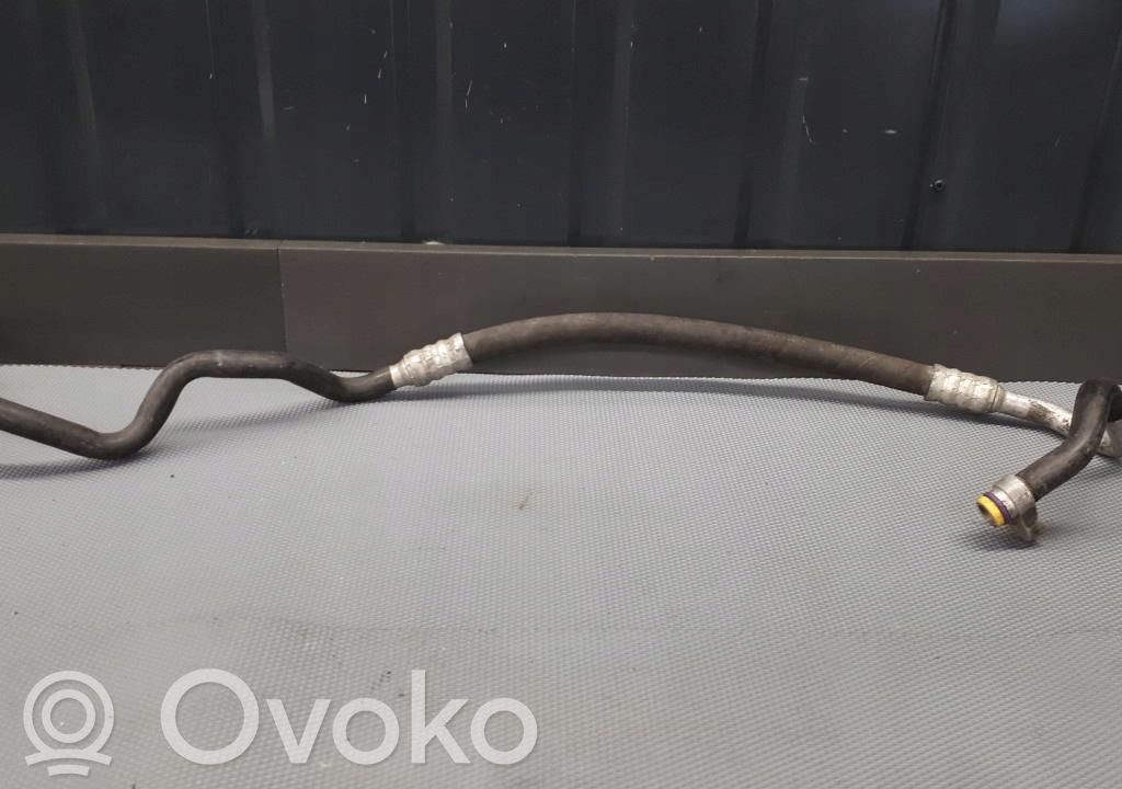 Audi A8 S8 D3 4E Ilmastointilaitteen putki (A/C) 