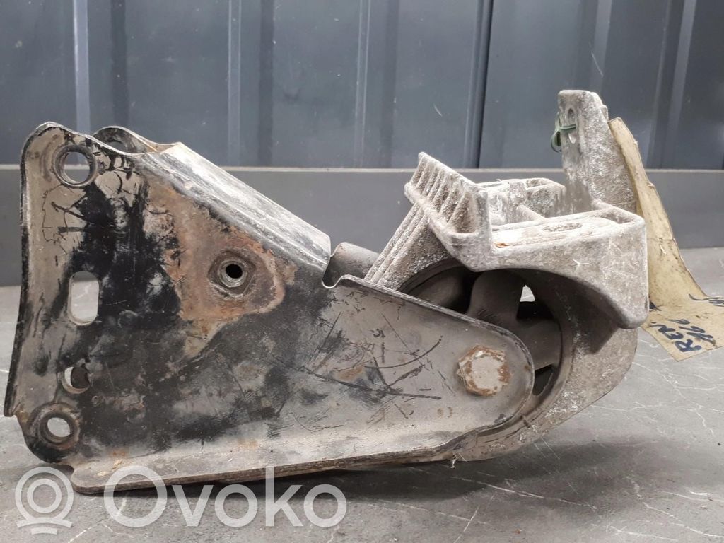 Renault Scenic I Moottorin kiinnikekorvake 