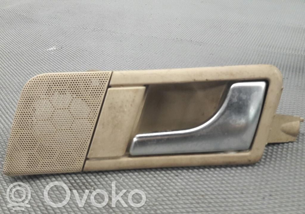 Audi A2 Manecilla interna puerta trasera 
