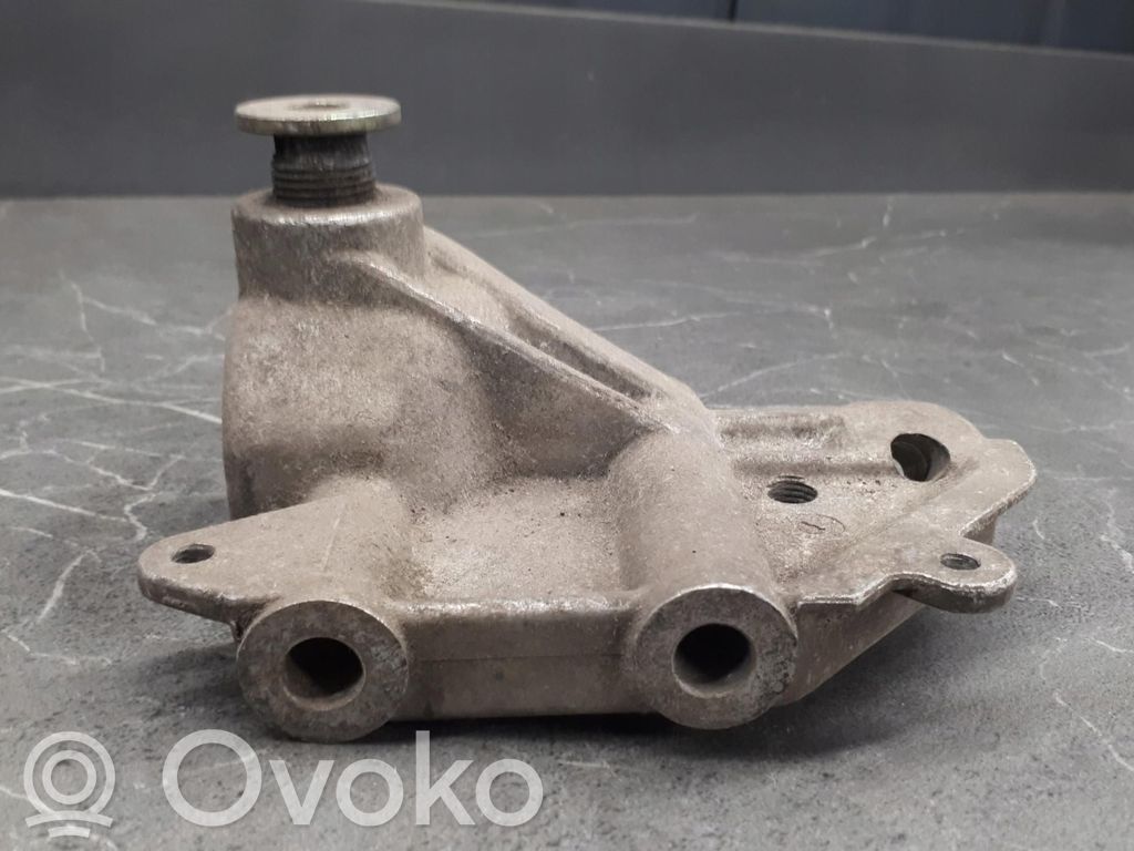 Engine mounting bracket   46539781