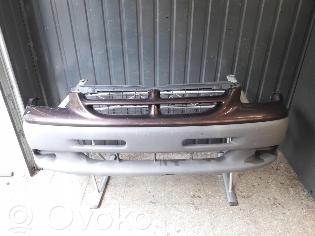 Chrysler Grand Voyager III Priekinis bamperis 