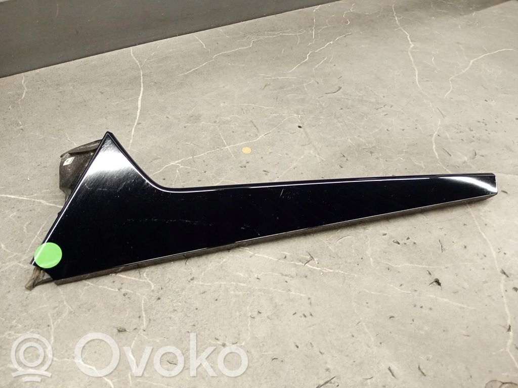 Audi e-tron Trunk door license plate light bar 