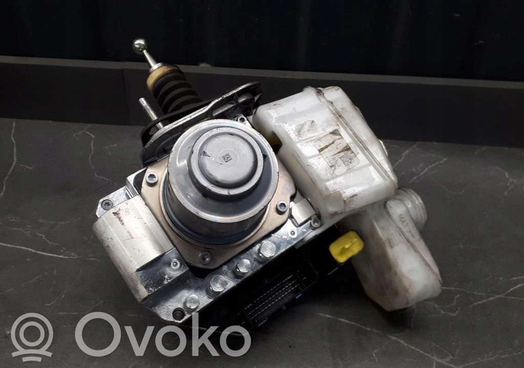 BMW 4 G22 G23 G24 G26 ABS Pump 