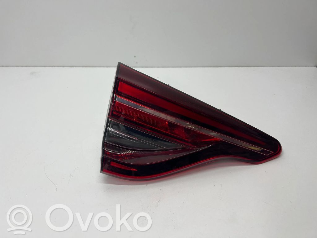 Renault Clio V Tailgate rear/tail lights 