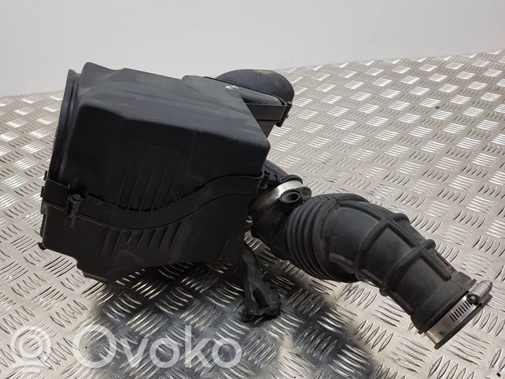 Ford Kuga II Air intake duct part 