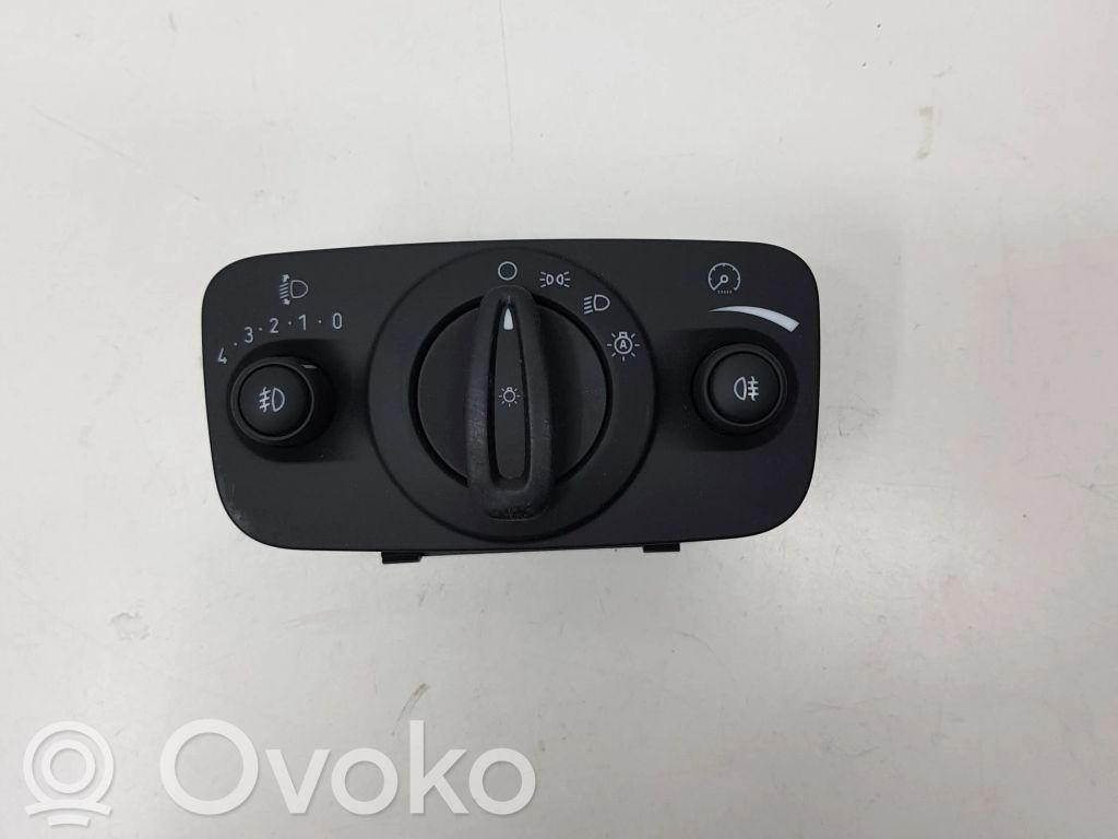 Ford C-MAX II Light switch 
