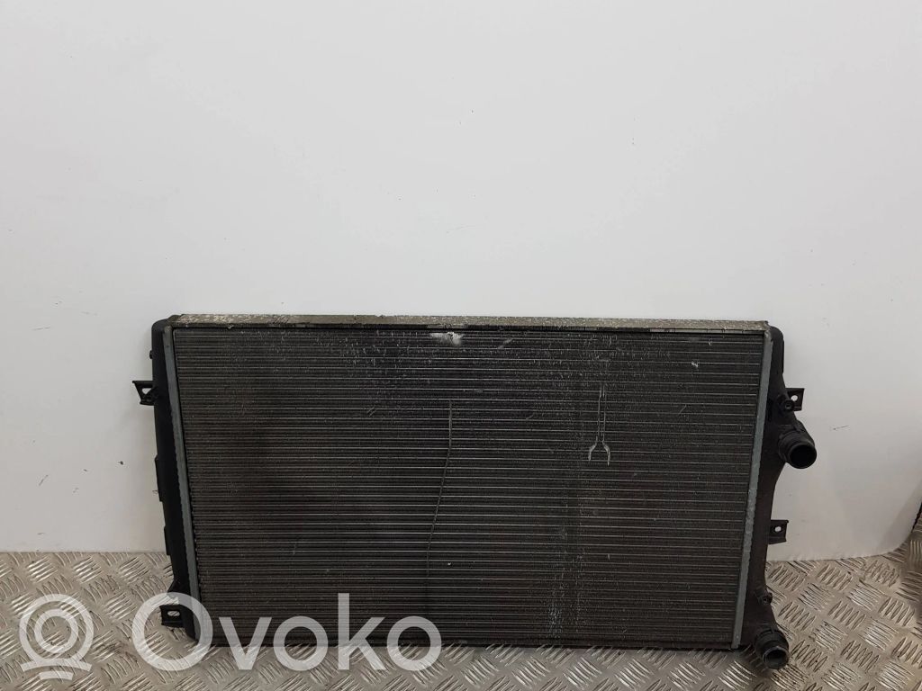 Volkswagen PASSAT B6 Chłodnica 