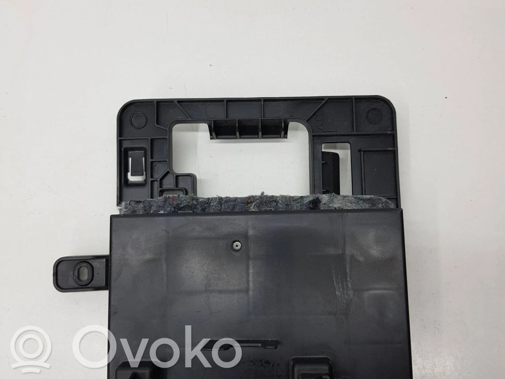 Inne części wnętrza samochodu   9825051080,A0064801