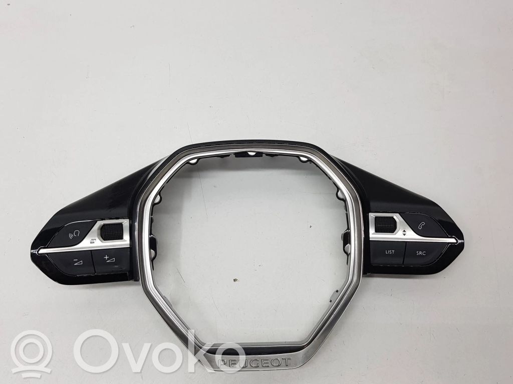 Peugeot 208 II Steering wheel trim 