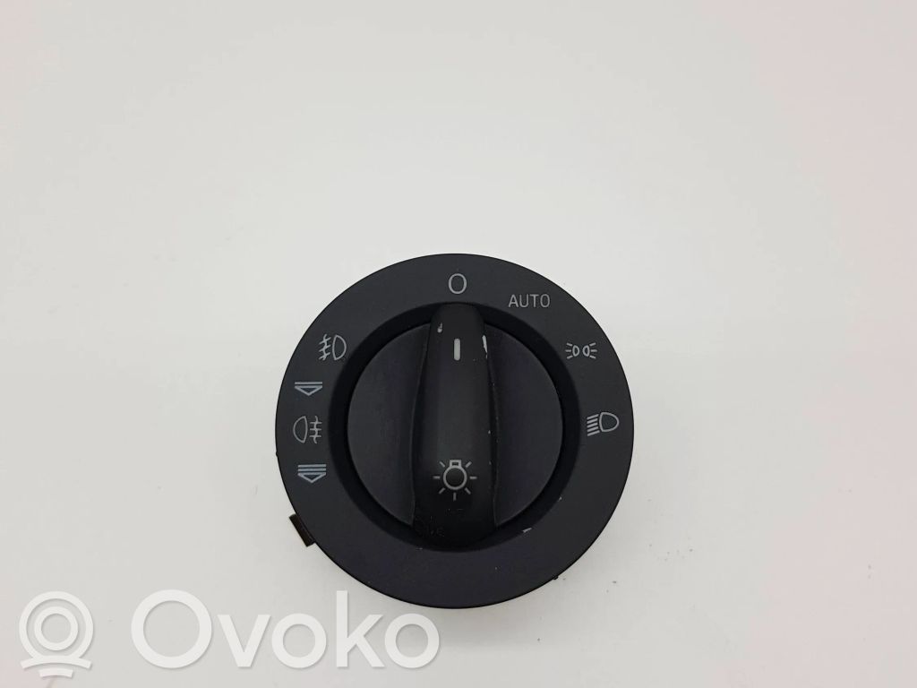 Audi Q7 4L Light switch 