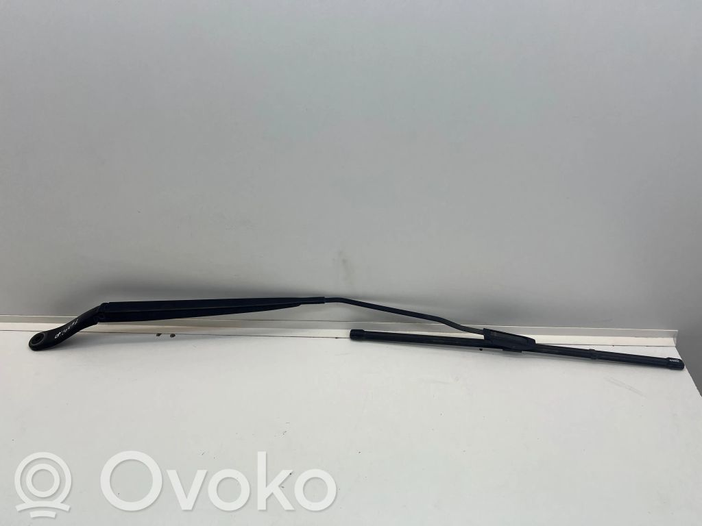 Citroen Jumpy Front wiper blade arm 