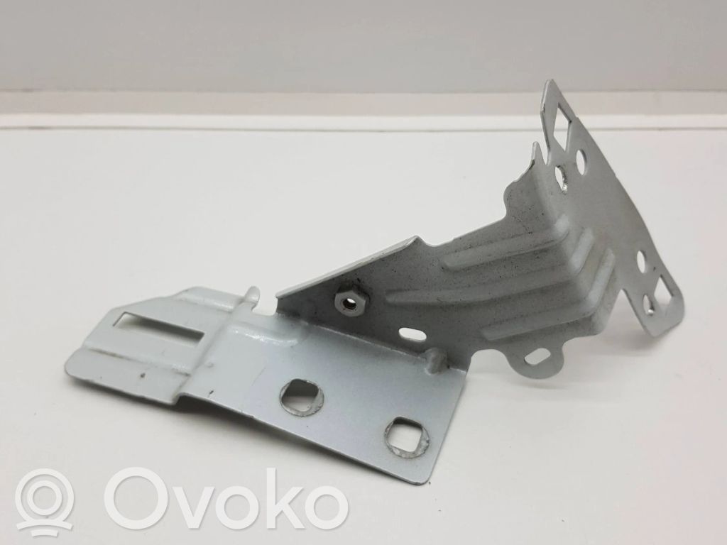 Peugeot 208 I Fender mounting bracket 