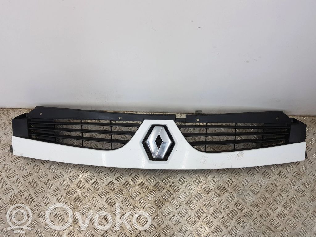 Renault Master II Front grill 