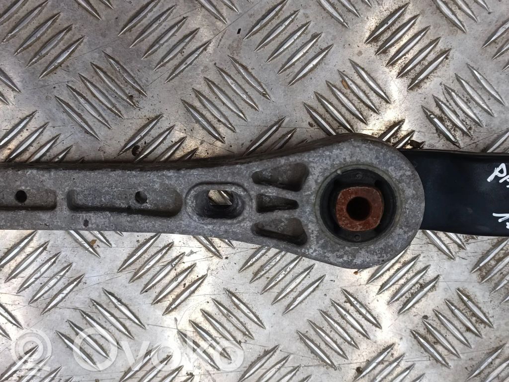 Volkswagen PASSAT B7 Gearbox mounting bracket 