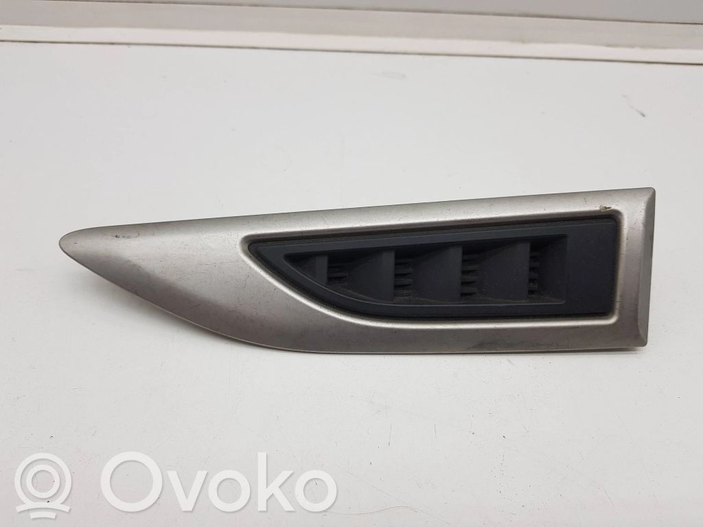 Chevrolet Captiva Griglia parafango 