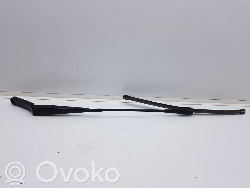 Ramię wycieraczki szyby przedniej / czołowej   5C7955410