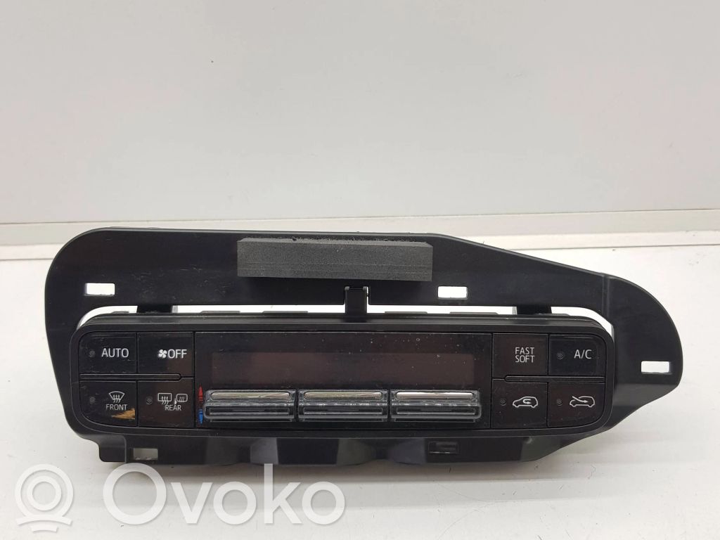 Toyota Auris E180 Climate control unit 