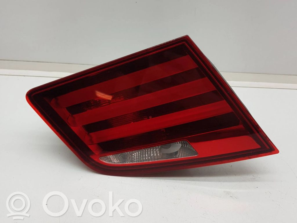 BMW 5 F10 F11 Lampy tylnej klapy bagażnika 