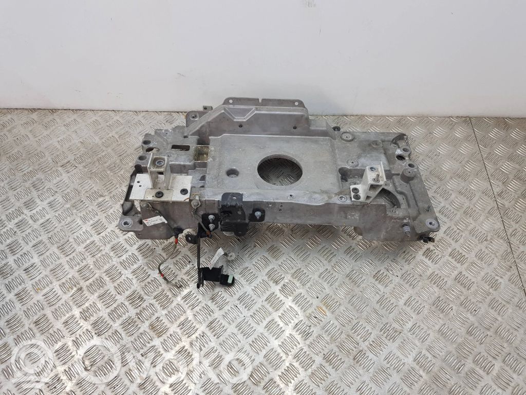 Jaguar I-Pace Engine mounting bracket 