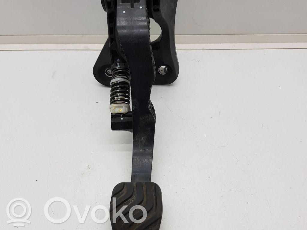 Renault Clio V Pedal de embrague 