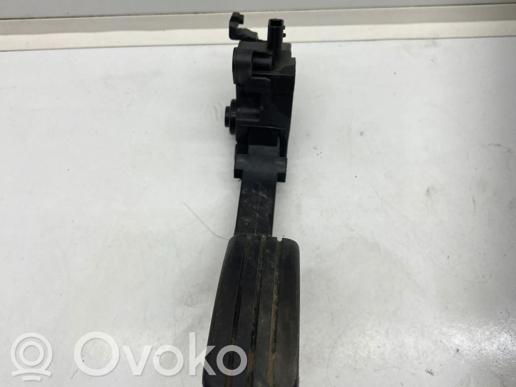 Renault Trafic III (X82) Accelerator throttle pedal 