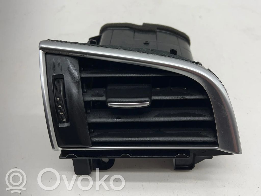 Mazda 6 Moldura protectora de la rejilla de ventilación lateral del panel 