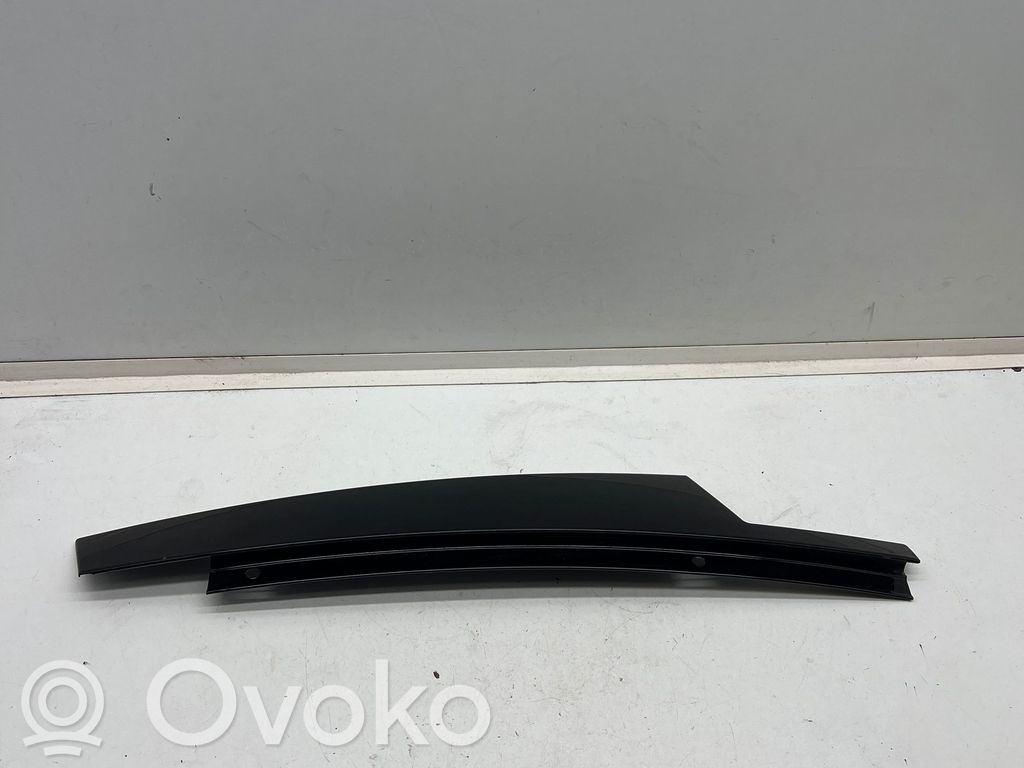 BMW 5 G30 G31 G38 Verkleidung Türfenster Türscheibe vorne 