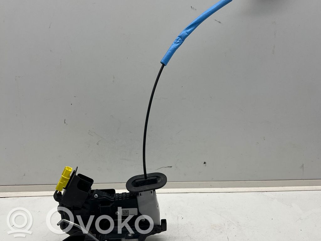 KIA EV6 Priekšpusē slēdzene 