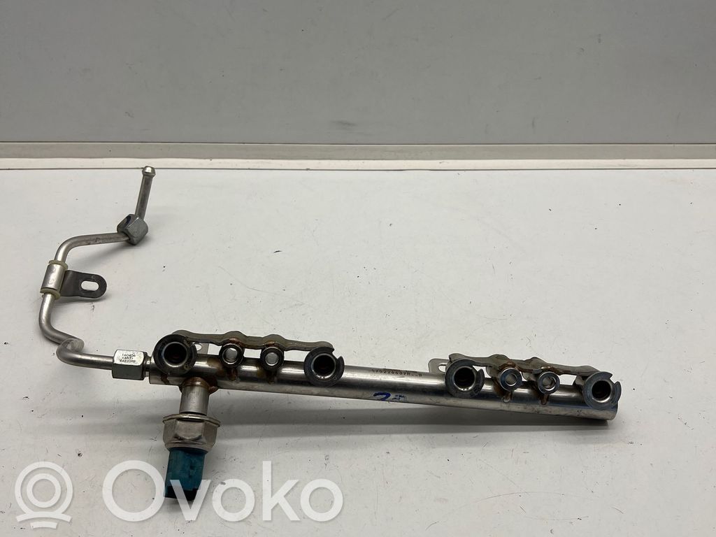 Nissan Qashqai Fuel main line pipe 