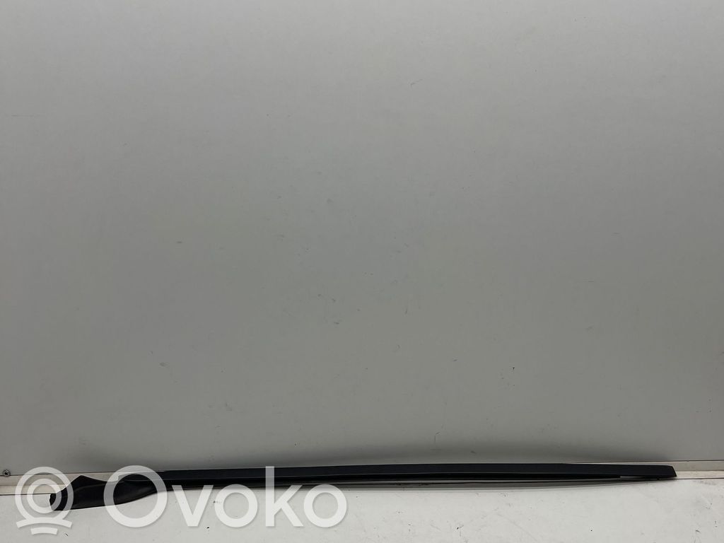 Jaguar XF X260 Priekinio stiklo apdaila 