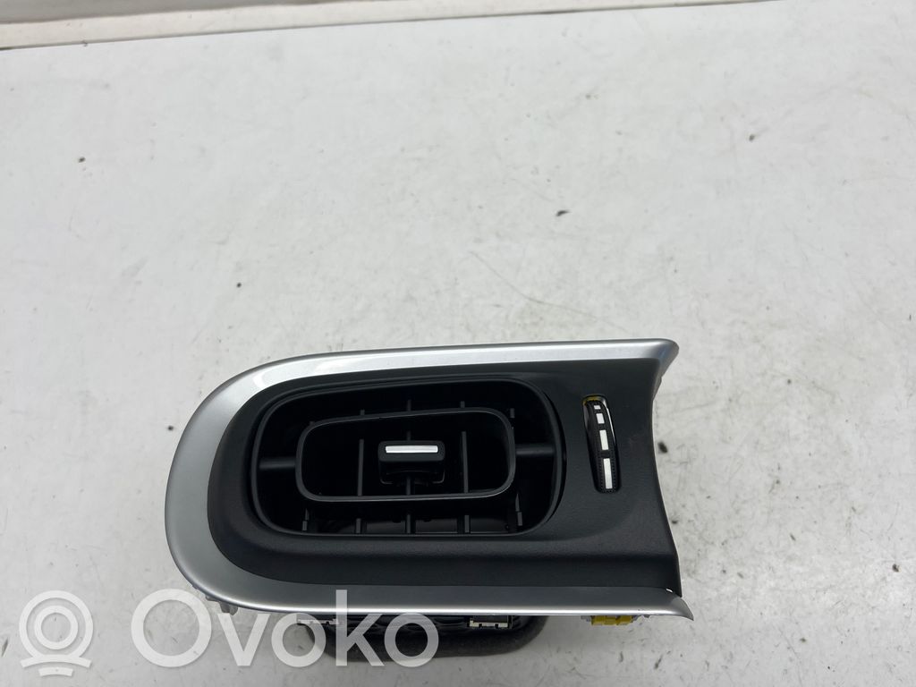 Citroen C3 Боковая воздушная решётка 