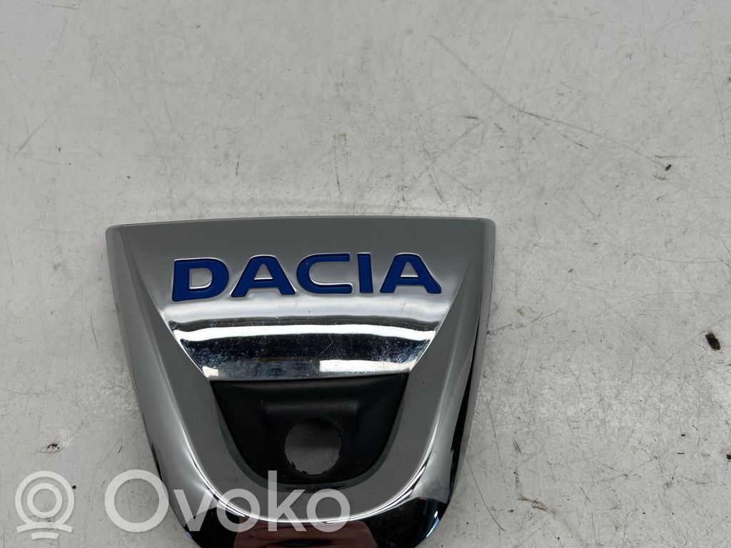 Dacia Spring Gamintojo ženkliukas/ modelio raidės 