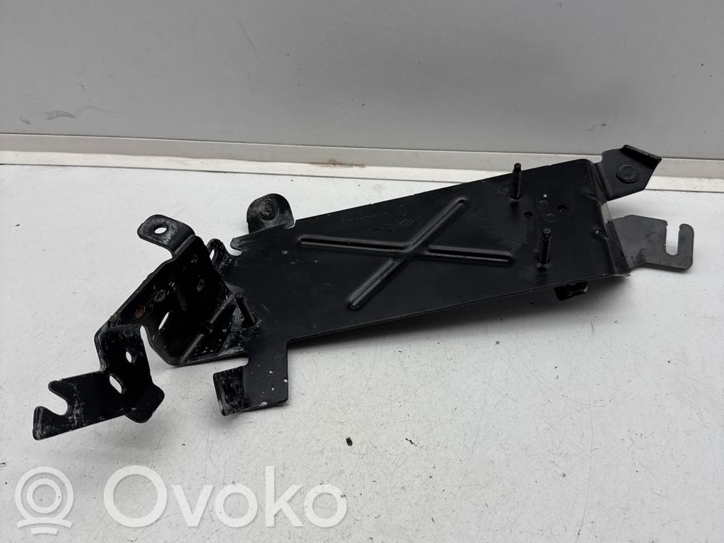 Renault Clio V Other engine bay part 