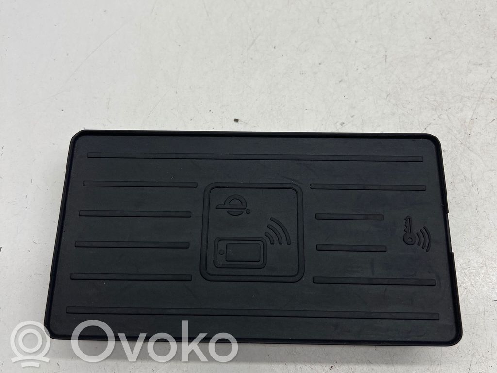 Audi A4 S4 B9 Wireless charging module 