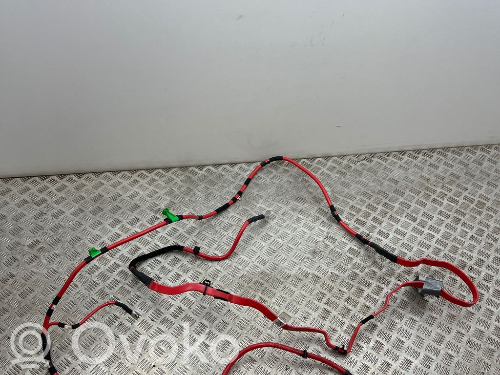 Audi A4 S4 B9 Cable positivo (batería) 