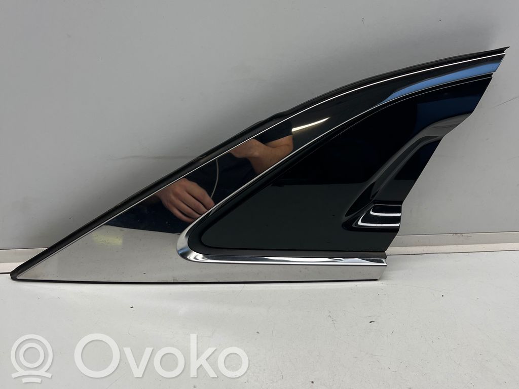 Renault Megane E-Tech Kita išorės detalė 
