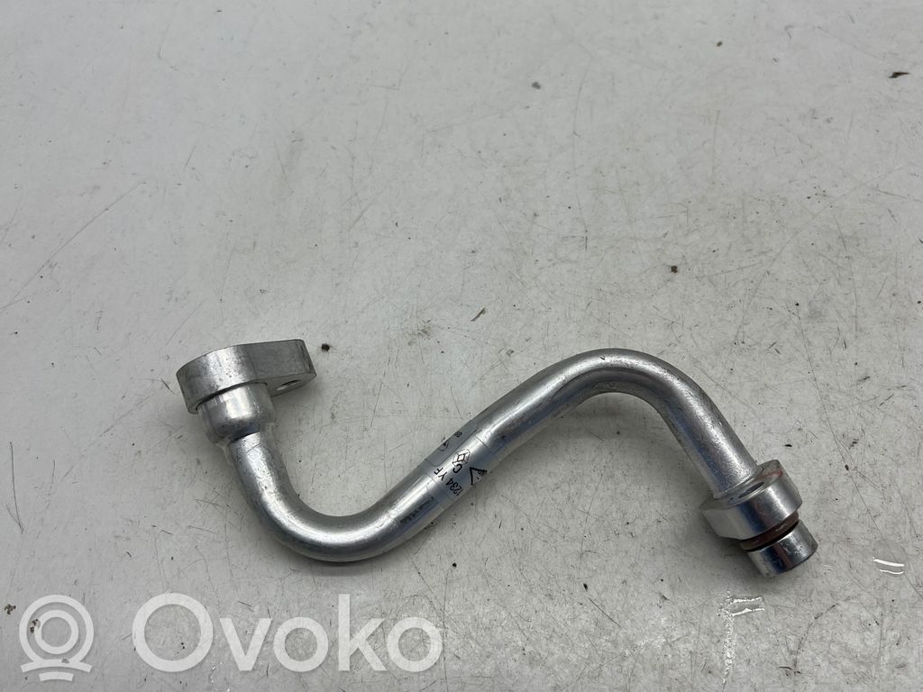 Renault Megane E-Tech Ilmastointilaitteen putki (A/C) 