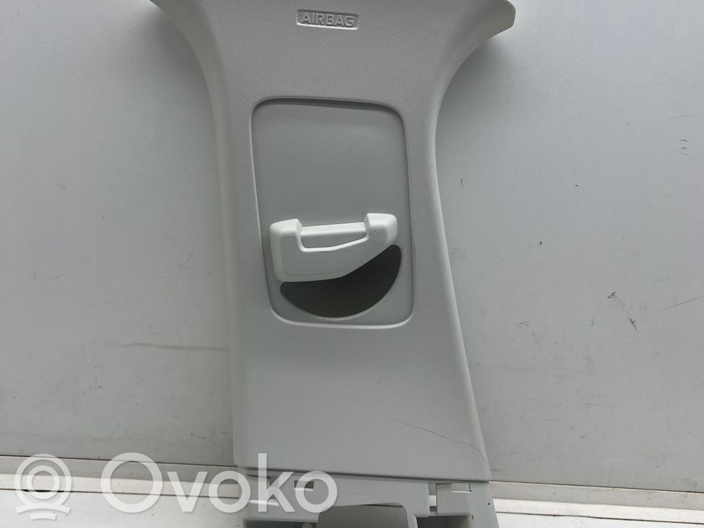 Ford Focus Pilar (B) (superior) 