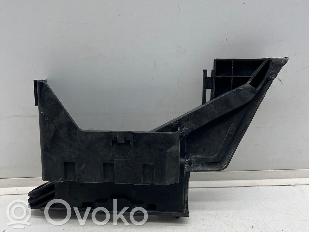 BMW X1 U11 Engine control unit box 