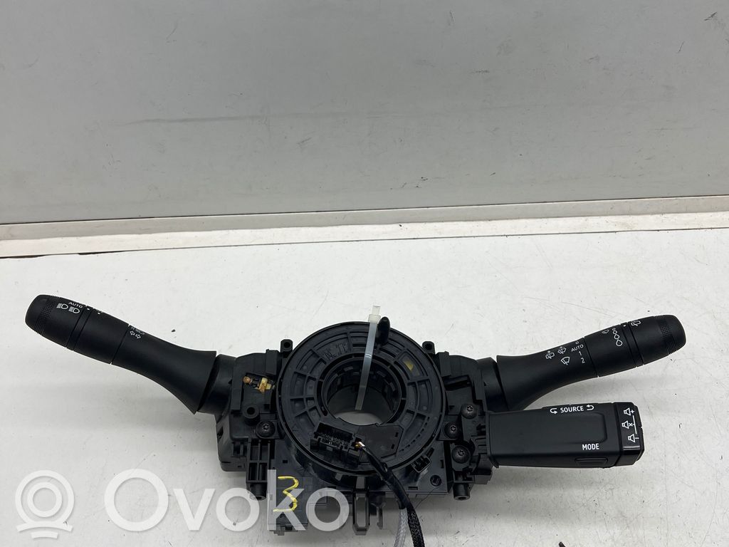 Renault Captur II Wiper turn signal indicator stalk/switch 