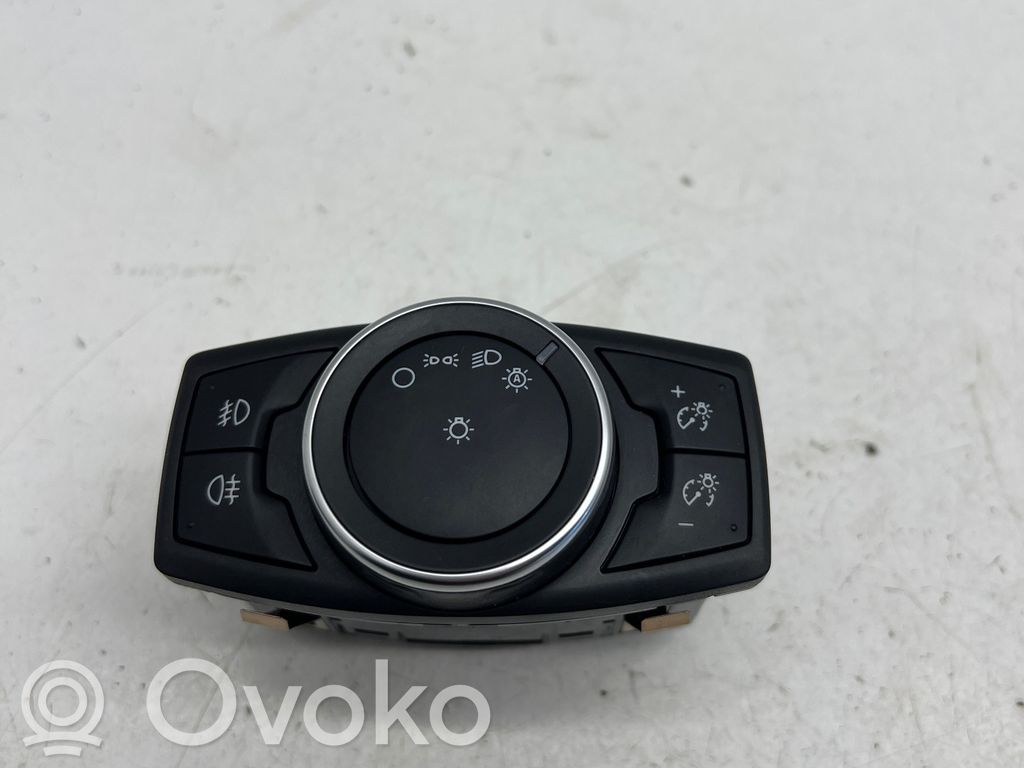 Ford Focus Light switch 