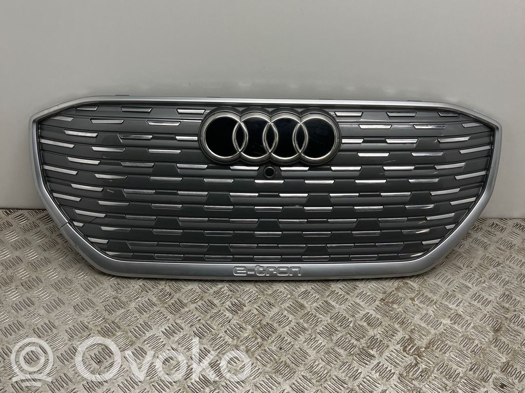 Audi Q4 Sportback e-tron Front grill 