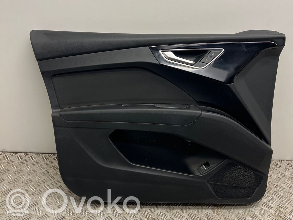 Audi Q4 Sportback e-tron Revestimiento de puerta delantera 