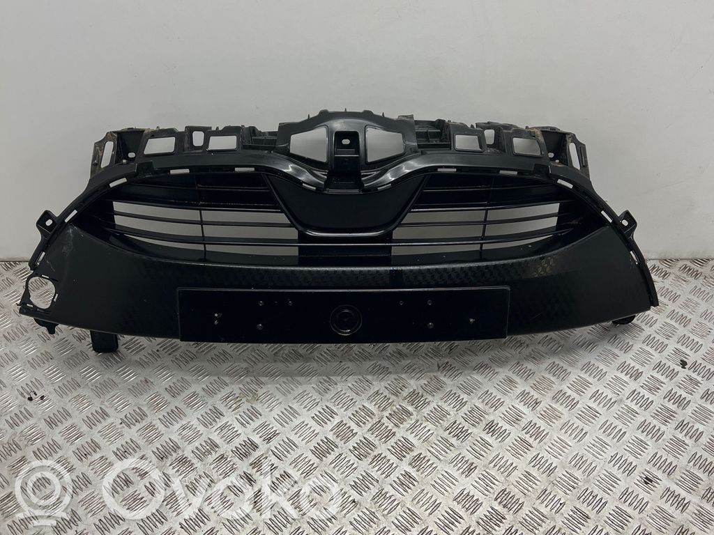Toyota Yaris XP210 Maskownica / Grill / Atrapa górna chłodnicy 